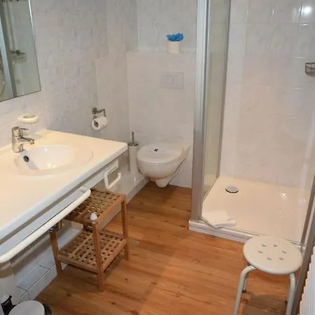 Strandhotel 15 * לבואה